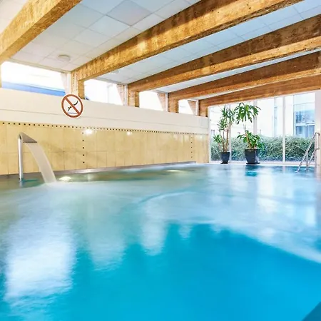 Апартаменти Vacationclub - Whiteblue 72