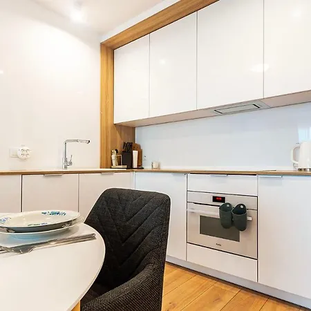 Апартаменти Vacationclub - Whiteblue 72 *